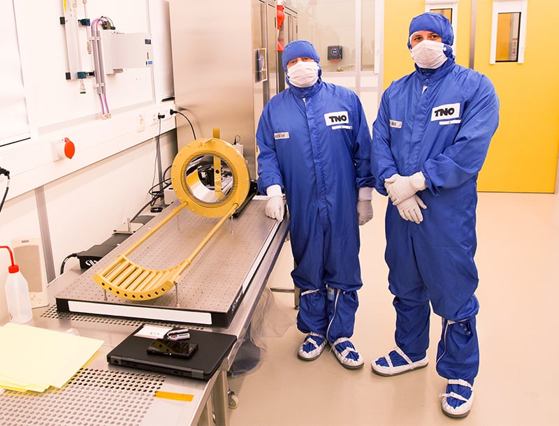 Large specialized optics for EUV and X-ray radiation (figure 2)