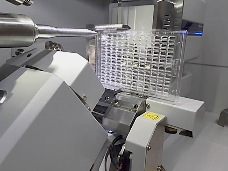 XtalCheck-S mounted for in situ crystal X-ray diffraction screening