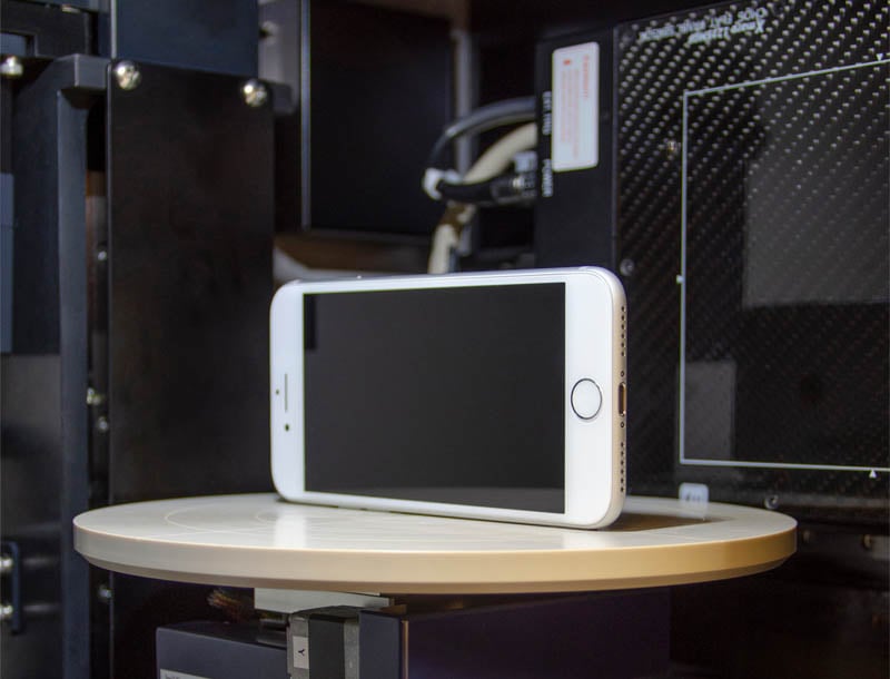 CT Lab HX scanning a cell phone