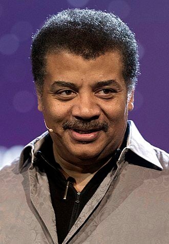 Neil_deGrasse_Tyson_in_June_2017_(cropped)