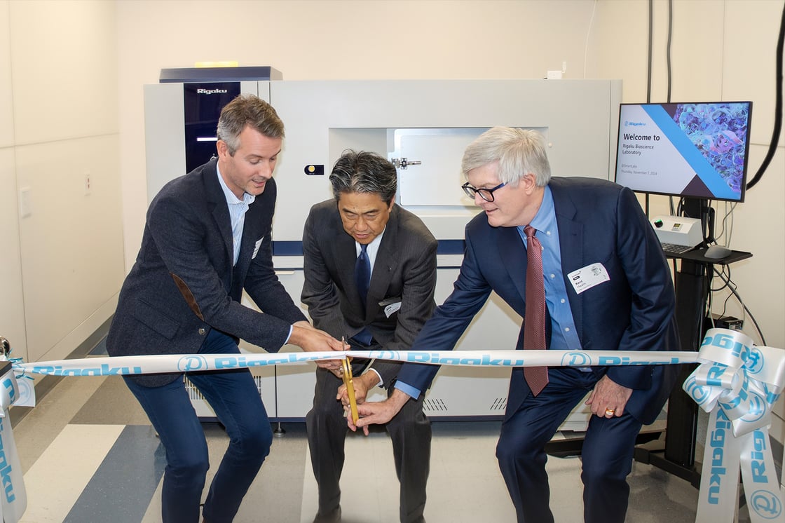 SmartLabs_RibbonCutting_IMG_5870_02_6x4_241107