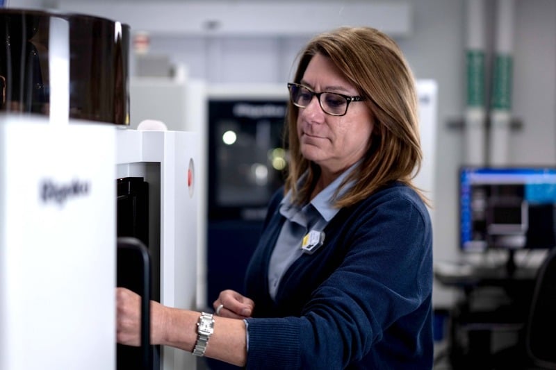 Angela_CT Lab HX_RAC application scientist_1200x800-1