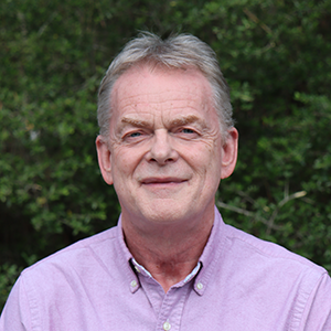 Photo of Simon Bates, PhD