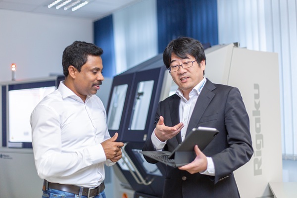 App_Team_conversation_02600x400